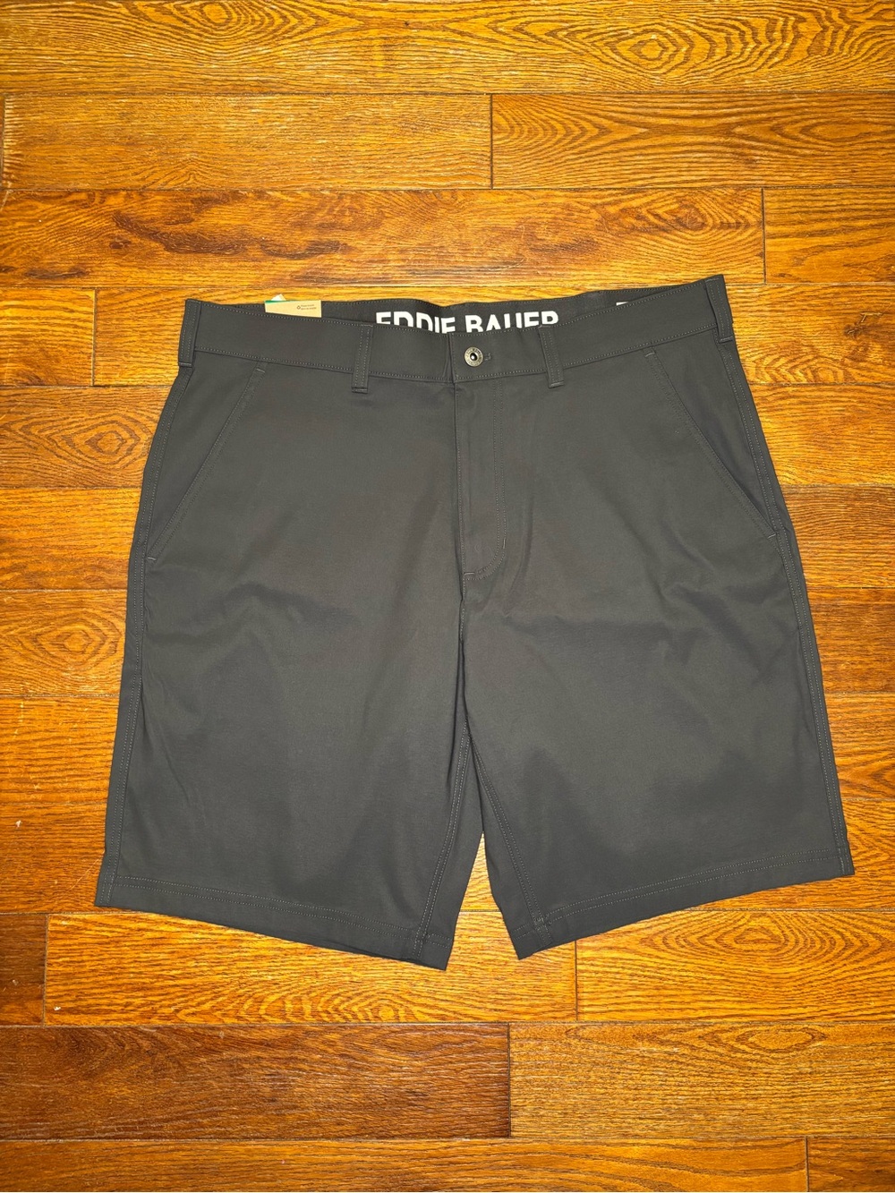 Eddie Bauer Men's Grey Performance Tech Chino Shorts Golf Shorts